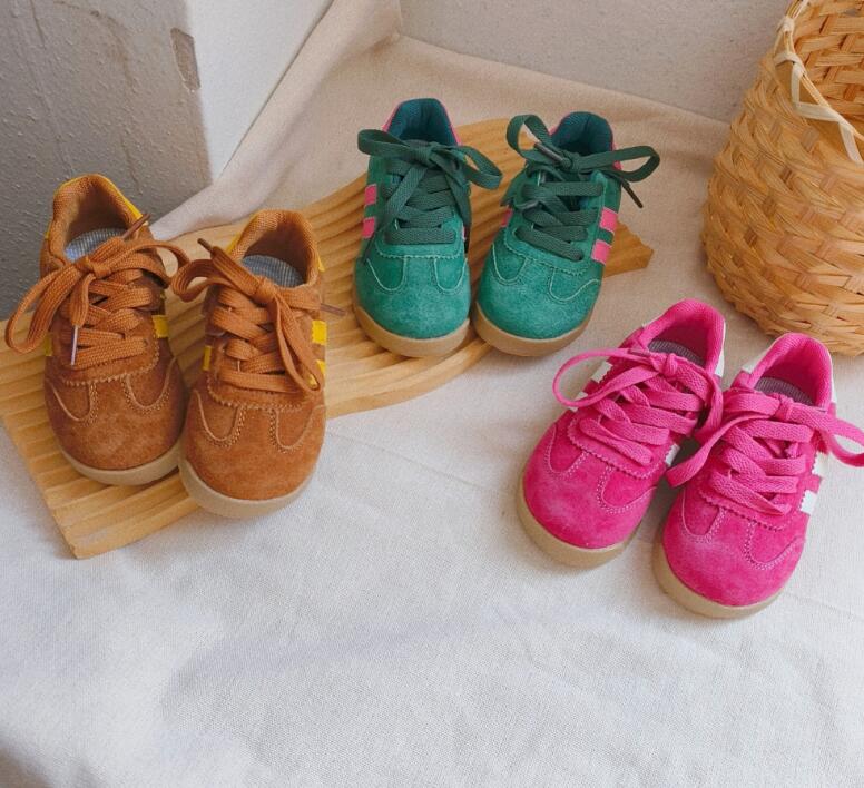 2024夏新品★子供 シューズ★ キッズ靴　スニーカー★タグ23-35★3色