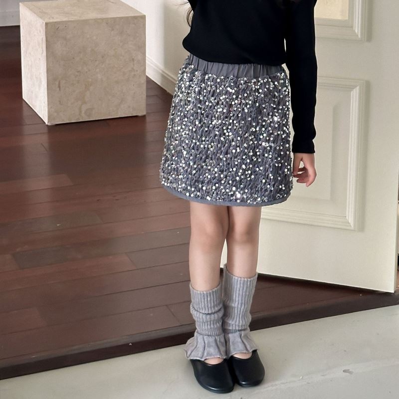 2024秋新入荷LM★子供服　スカート　インパン付き★90cm〜150cm