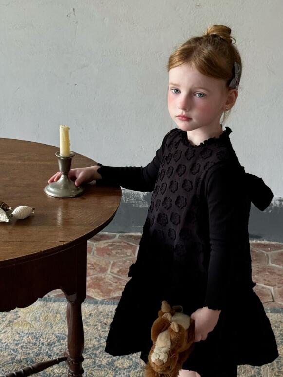 2024秋otaly★子供服　ベストワンピース★90cm〜130cm