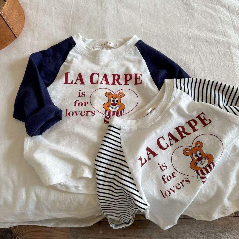 2024秋新入荷★子供服　トップス★80cm〜150cm 2色