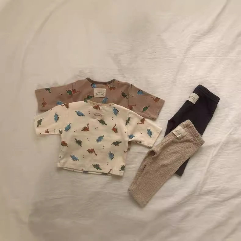 2024新品★子供服　セットアップ★73CM〜100cm 2色