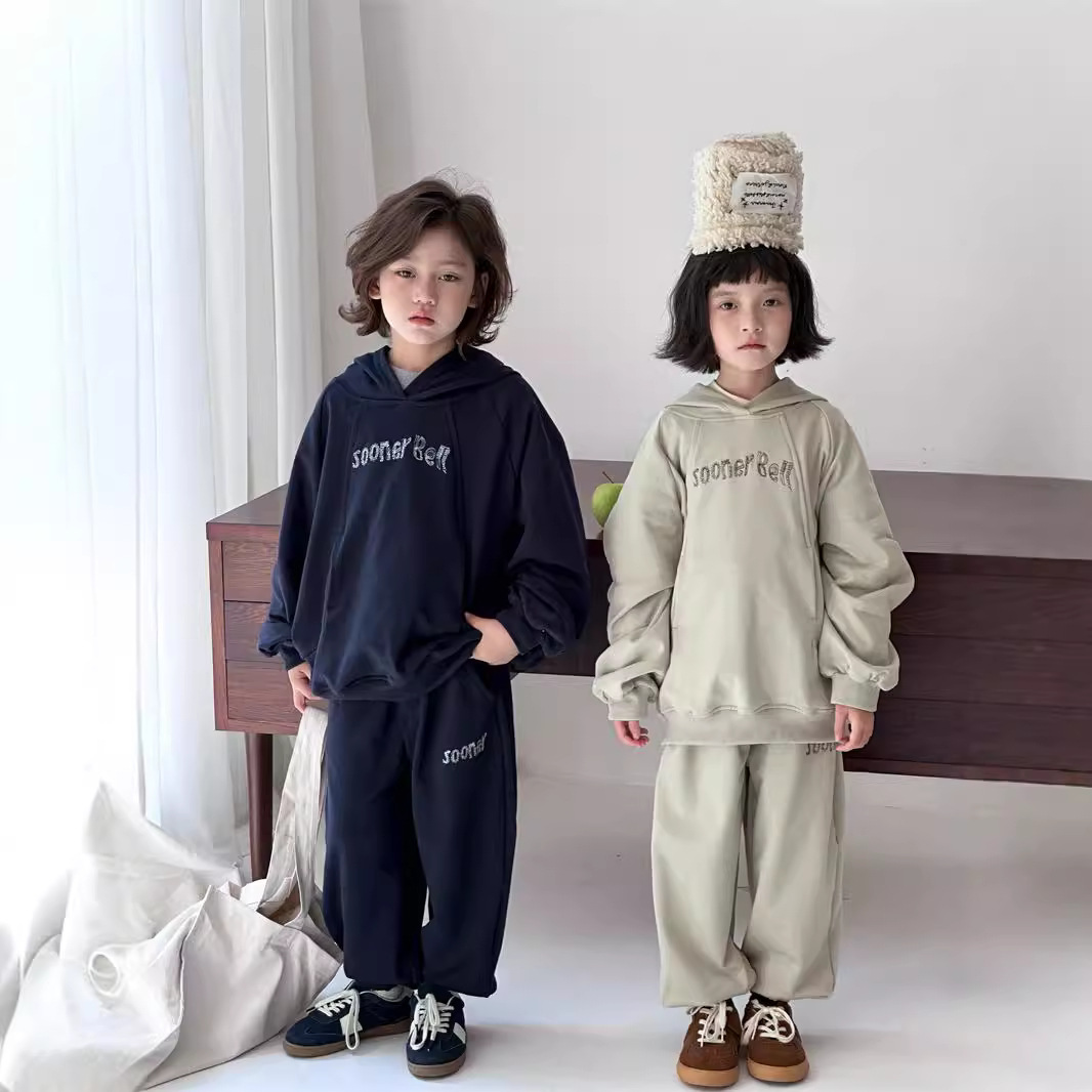 2024新品★子供服　セットアップ★90cm〜140cm 2色