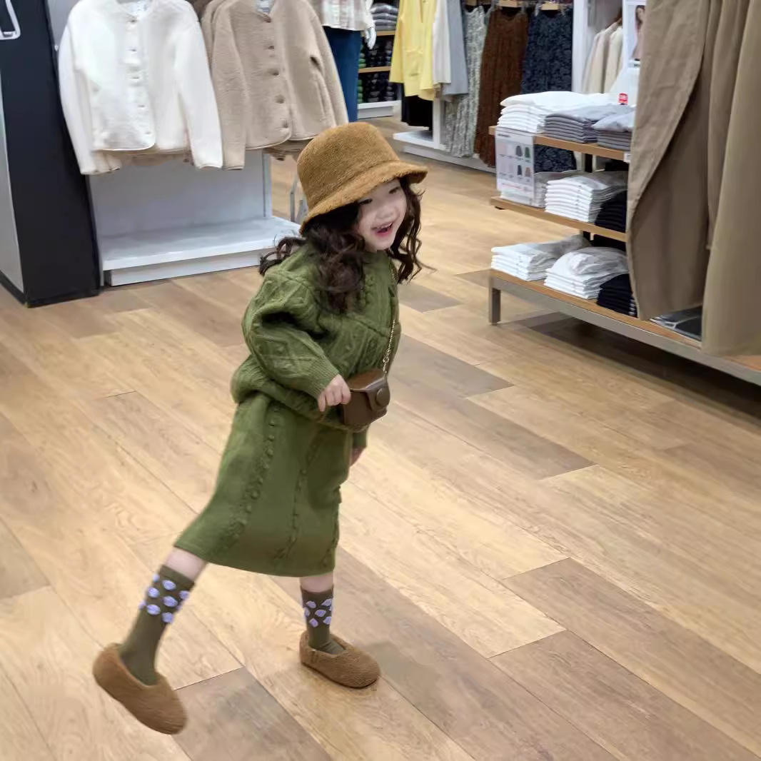 2024秋冬新品★子供服　セットアップ★90cm〜140cm