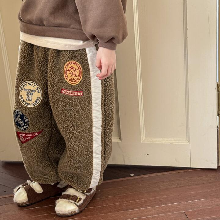 2024秋冬新品★子供服　ズボン　裏起毛★80cm〜130cm 2色