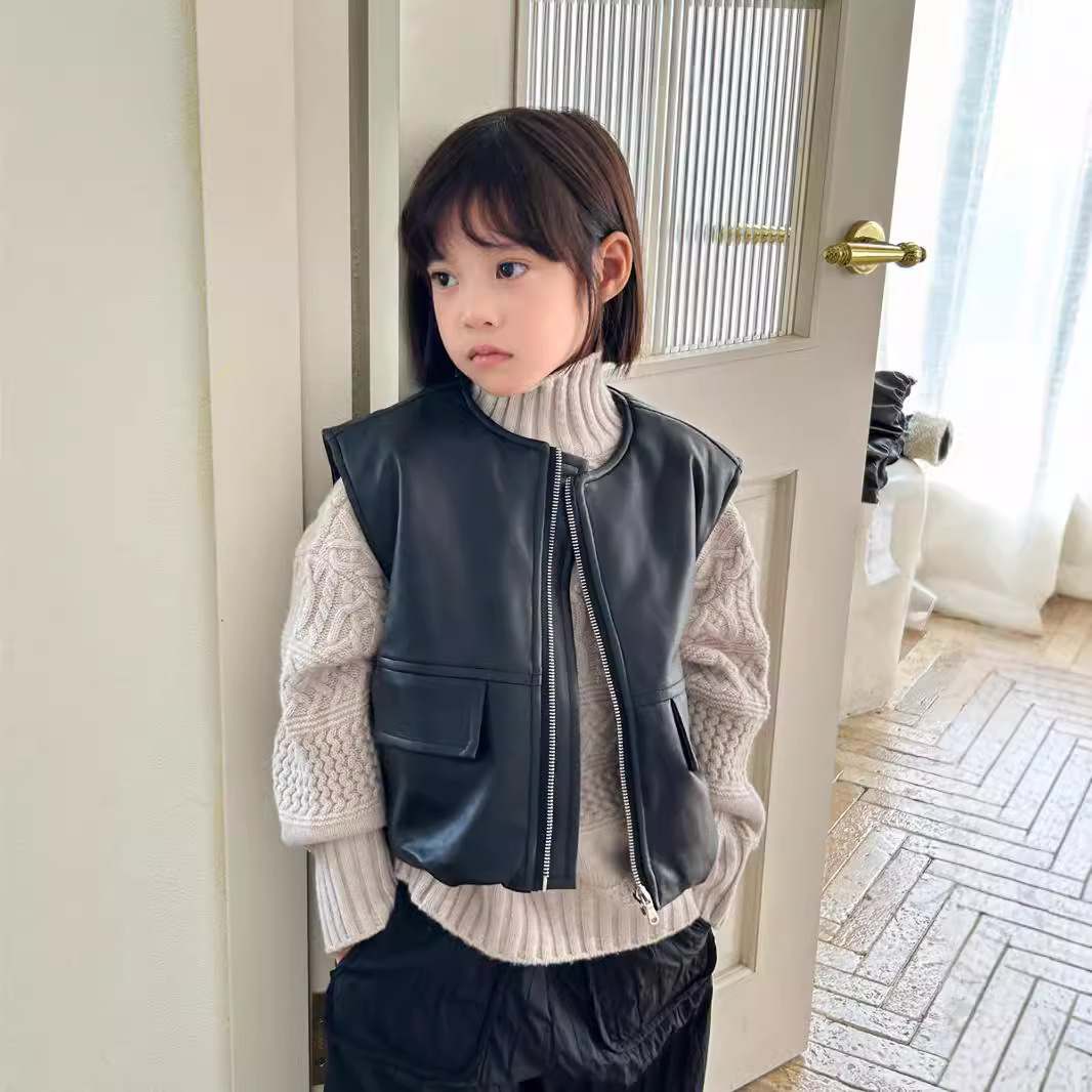 2024秋冬新品★子供服 　ベストコート★100cm〜150cm