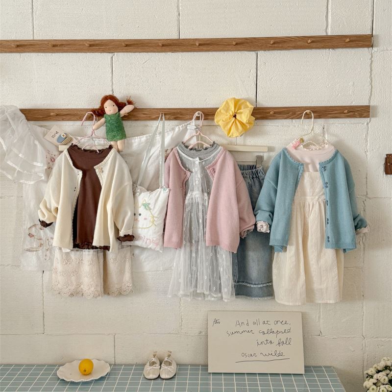 2025春新入荷LBB★子供服 　カーディガン★90cm〜140cm 3色