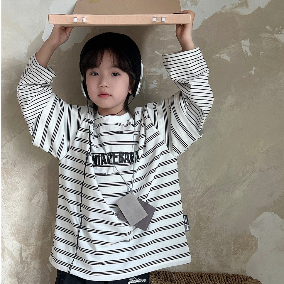 2025新作★子供服　トップス★100cm〜160cm 2色