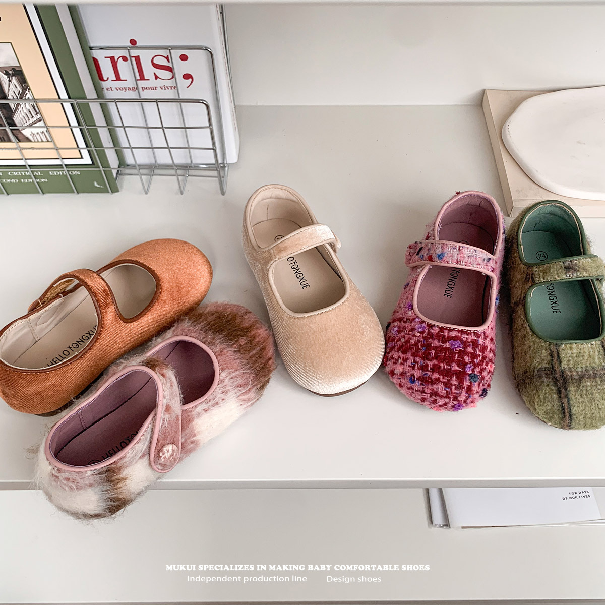 2025新入荷★子供靴★シューズ　単靴★23/14.8cm〜32/19.8cm 5色