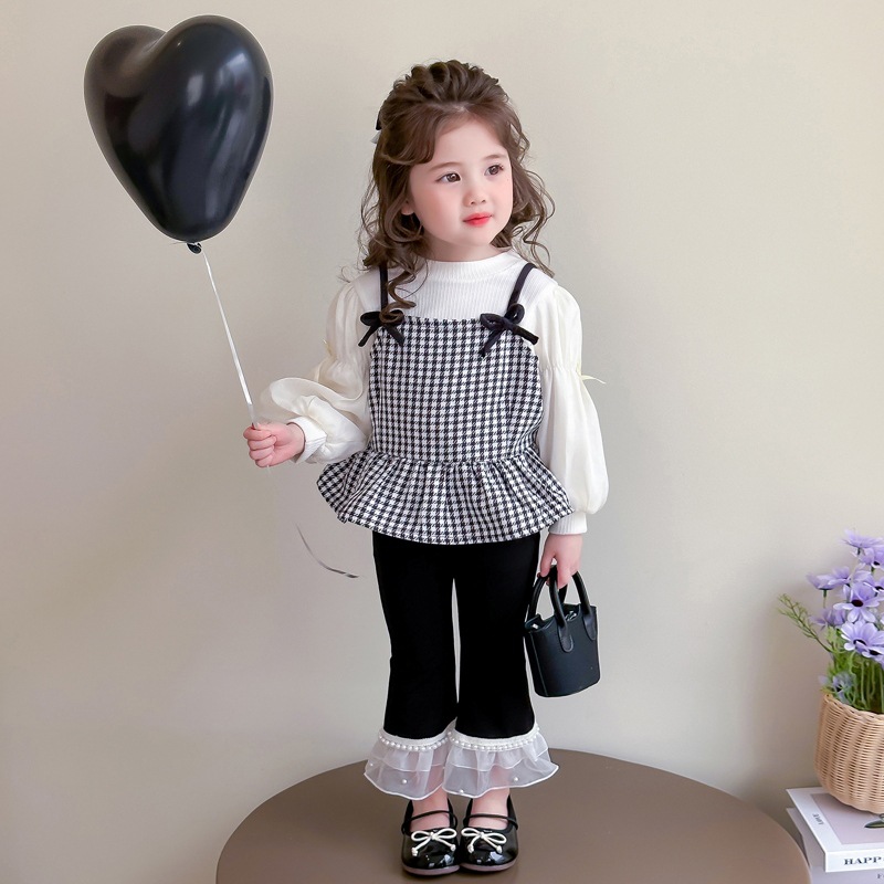 2025新品★子供服　トップス+吊りベスト+ズボン　3点セット★90cm〜140cm