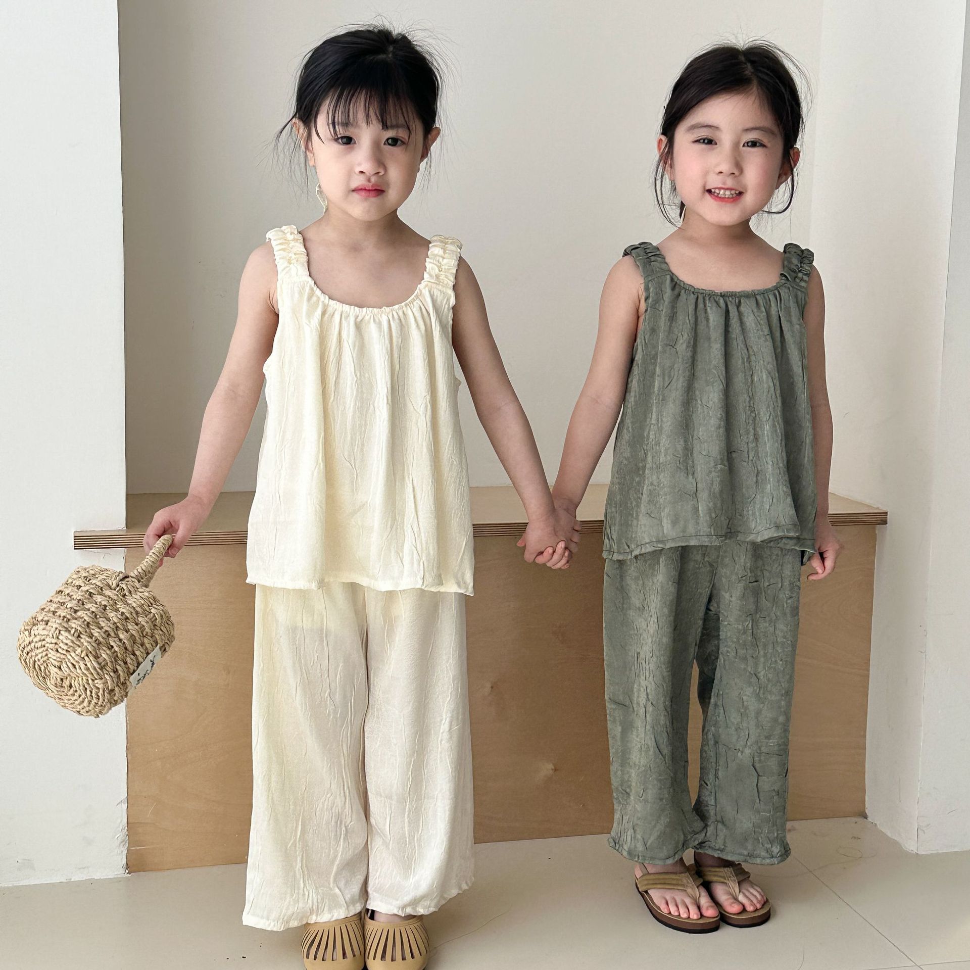 2025夏新品★子供服　セットアップ★80cm〜150cm 2色