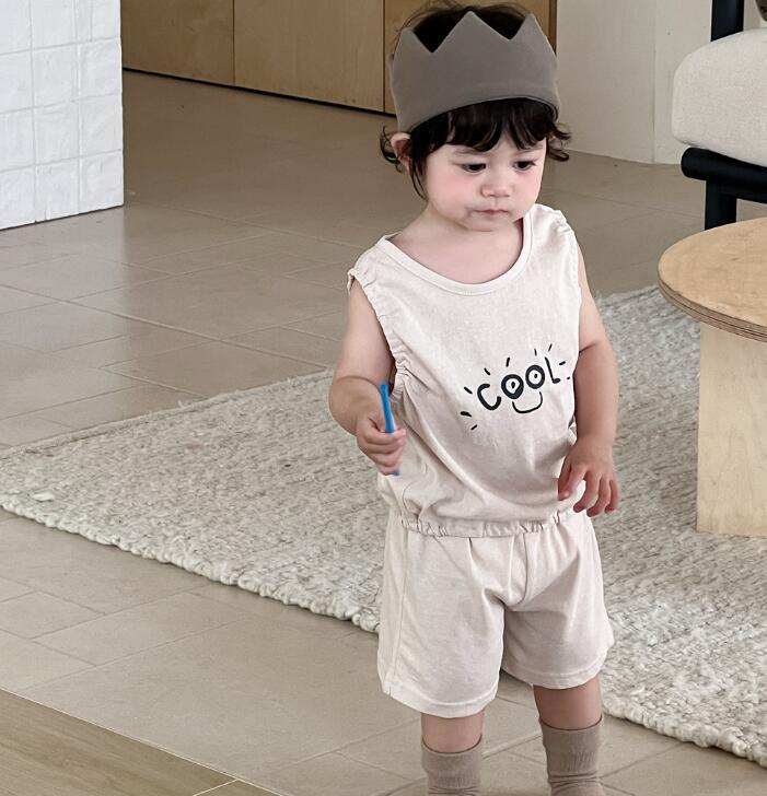 2025新品★子供服　セットアップ★73cm〜100cm 2色