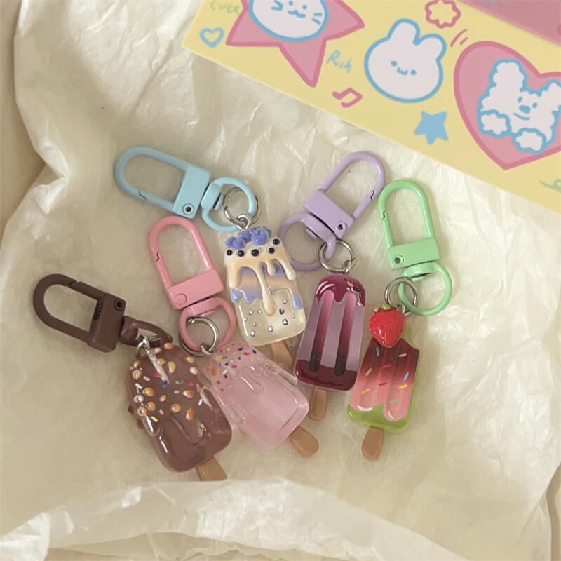 ★可愛いキーホルダー　装飾品★キーチェーン★5色