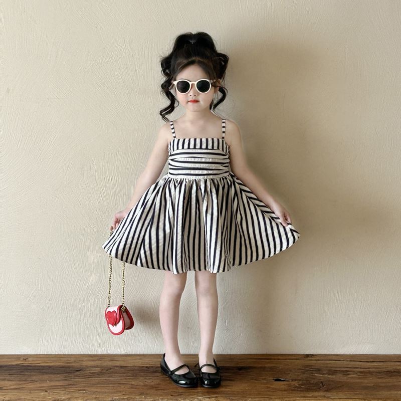2025新品★子供服　ワンピース★90cm〜140cm