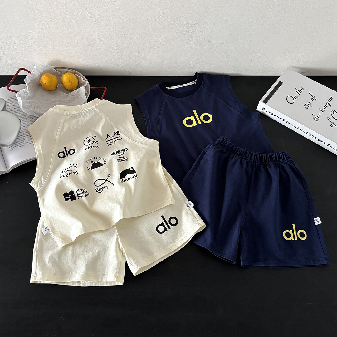 2025新品★子供服　セットアップ★73CM〜170cm 2色