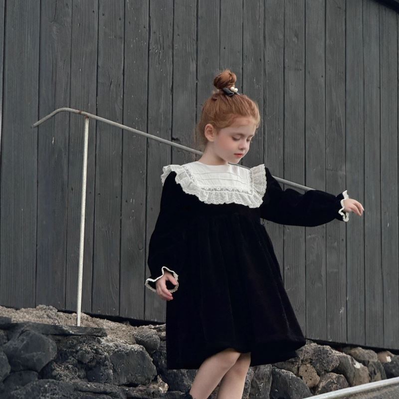 2025秋新作otaly★子供服　ワンピース★90cm〜130cm