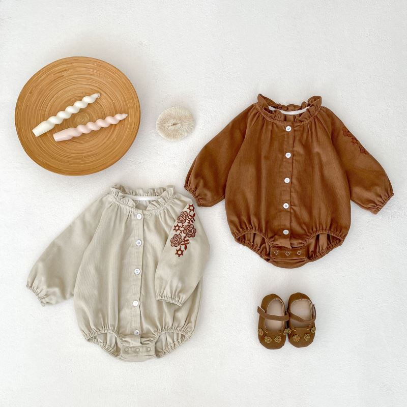 2025新入荷★ベビー服　ロンパース★66cm〜90cm 2色