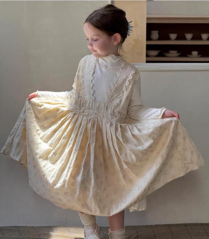2025秋新作J★子供服　Vネックワンピース★90cm〜140cm
