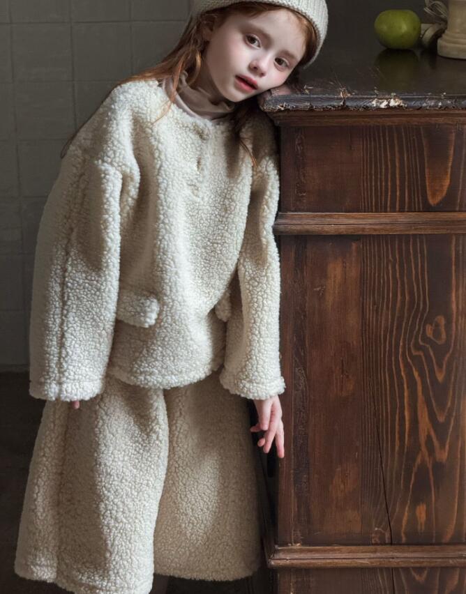 2025冬新品otaly★子供服　セットアップ★90cm〜130cm