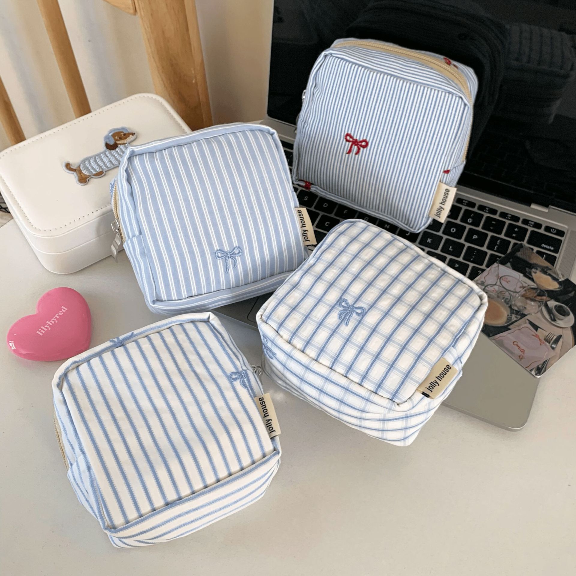 ★収納袋★可愛い財布　化粧袋　ポーチ★4種