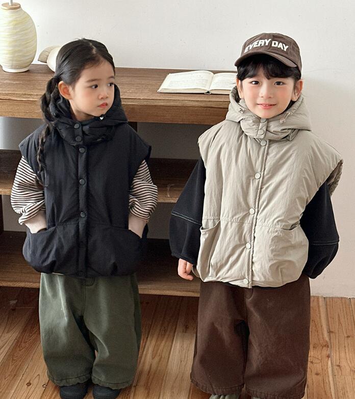 2025冬新品JY★子供服 　ベストコート★80cm〜140cm 2色