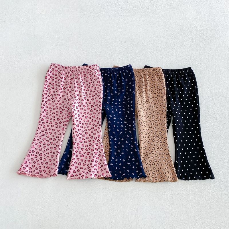 2026秋新入荷★子供服　ズボン★80〜130 4色