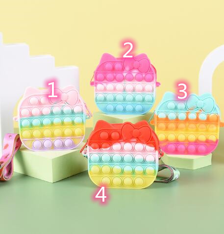 2022新品★大人気ミニバッグ★コインケース★ストラップ★玩具★プッシュポップ