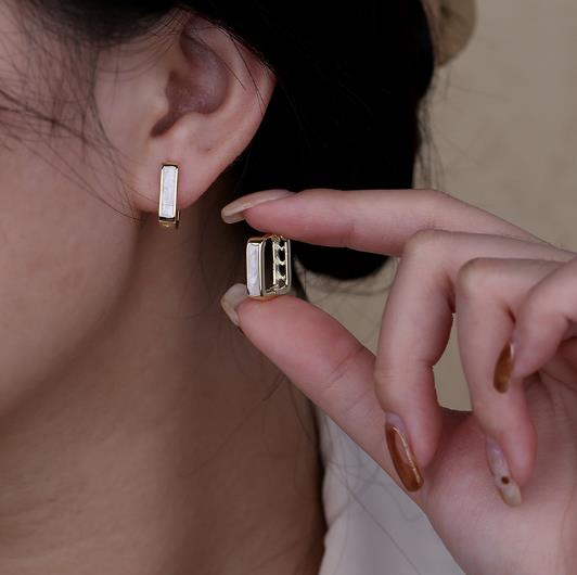 新入荷★レディースファッション　イヤリング　アクセサリー★