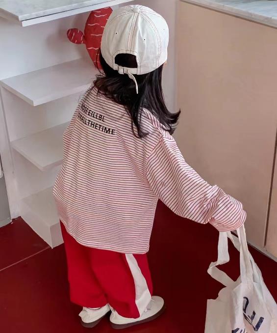 2023春新品★子供服　トップス　長袖　90-140cm★2色