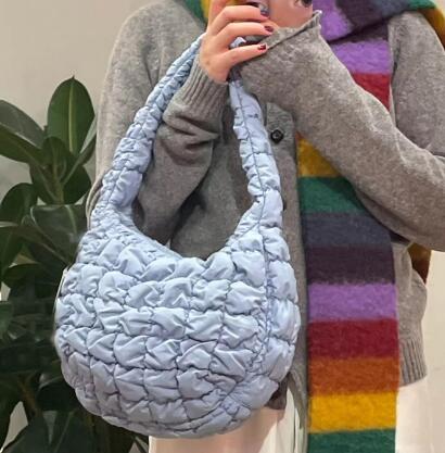 新登場★レディースバッグ　大容量バッグ★11色