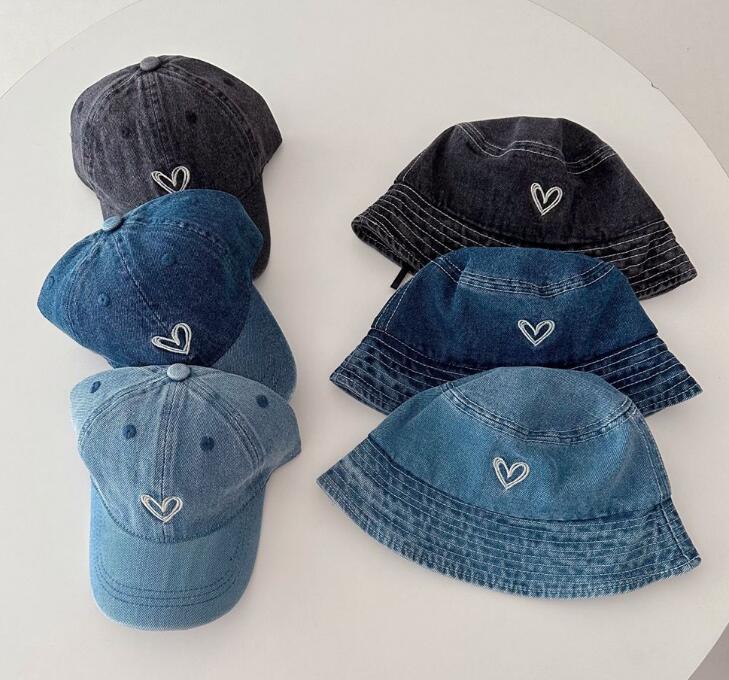 2023新品★子供用★帽子　キャップ　ハット★3色選べ