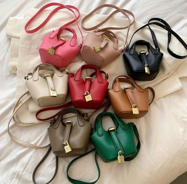 バッグ★ショルダーバッグ★子供用★キッズ女の子★ハンドバッグ★可愛い★8色