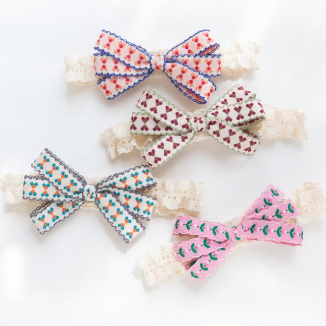 ベビー用★ヘアバンド★髪飾り★子供用★ヘアアクセサリー★可愛い★4色