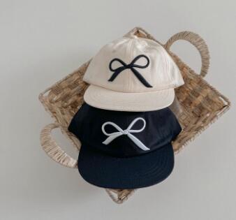 2024年新品★子供帽子　ハット　キャップ★2色選べ