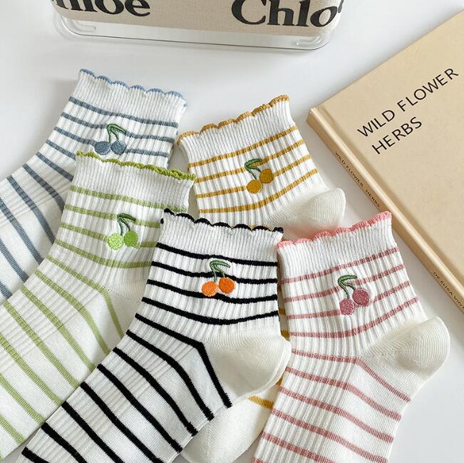 「2024春夏」靴下★レディース★ソックス★大人用★女性用靴下★可愛い★多色