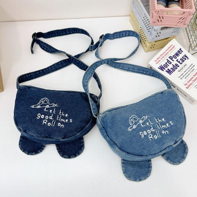 バッグ★ショルダーバッグ★斜めがけバッグ★子供用★デニム★大容量★2色