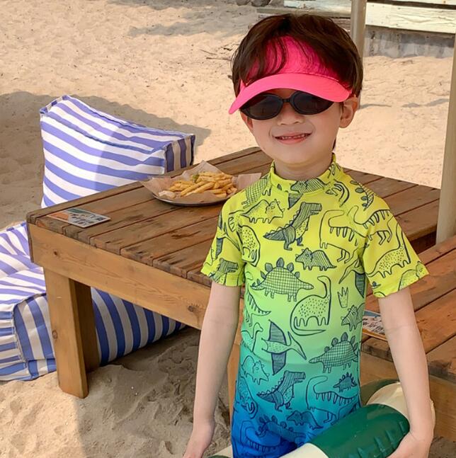 子供服★水着★連体服★恐竜★キッズ★砂浜★速乾★90-140CM