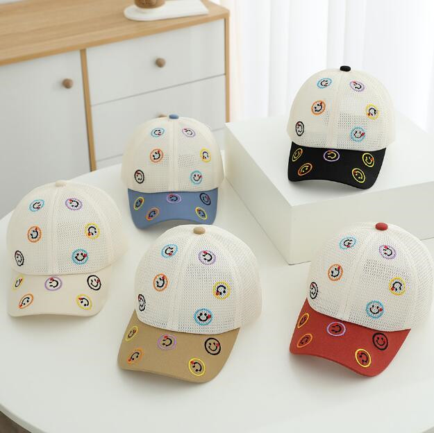 「2024」子供用★帽子★キャップ★薄手★笑顔★キッズ★男女兼用★可愛い★5色