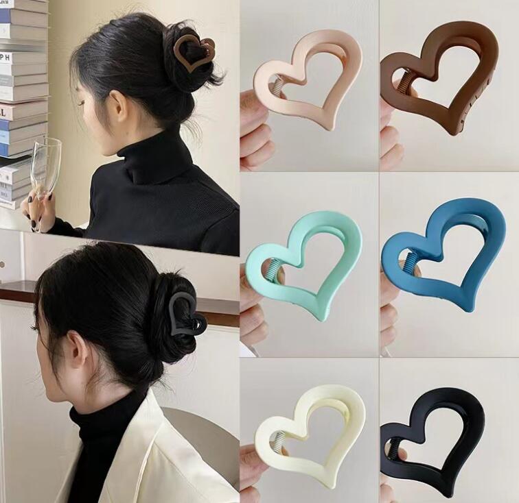 雑貨★髪飾り　ヘアビン★アクセサリー★6色