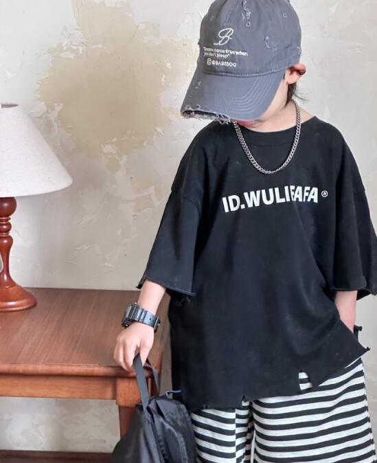 2024夏新品★子供服　トップス★90-140cm★2色