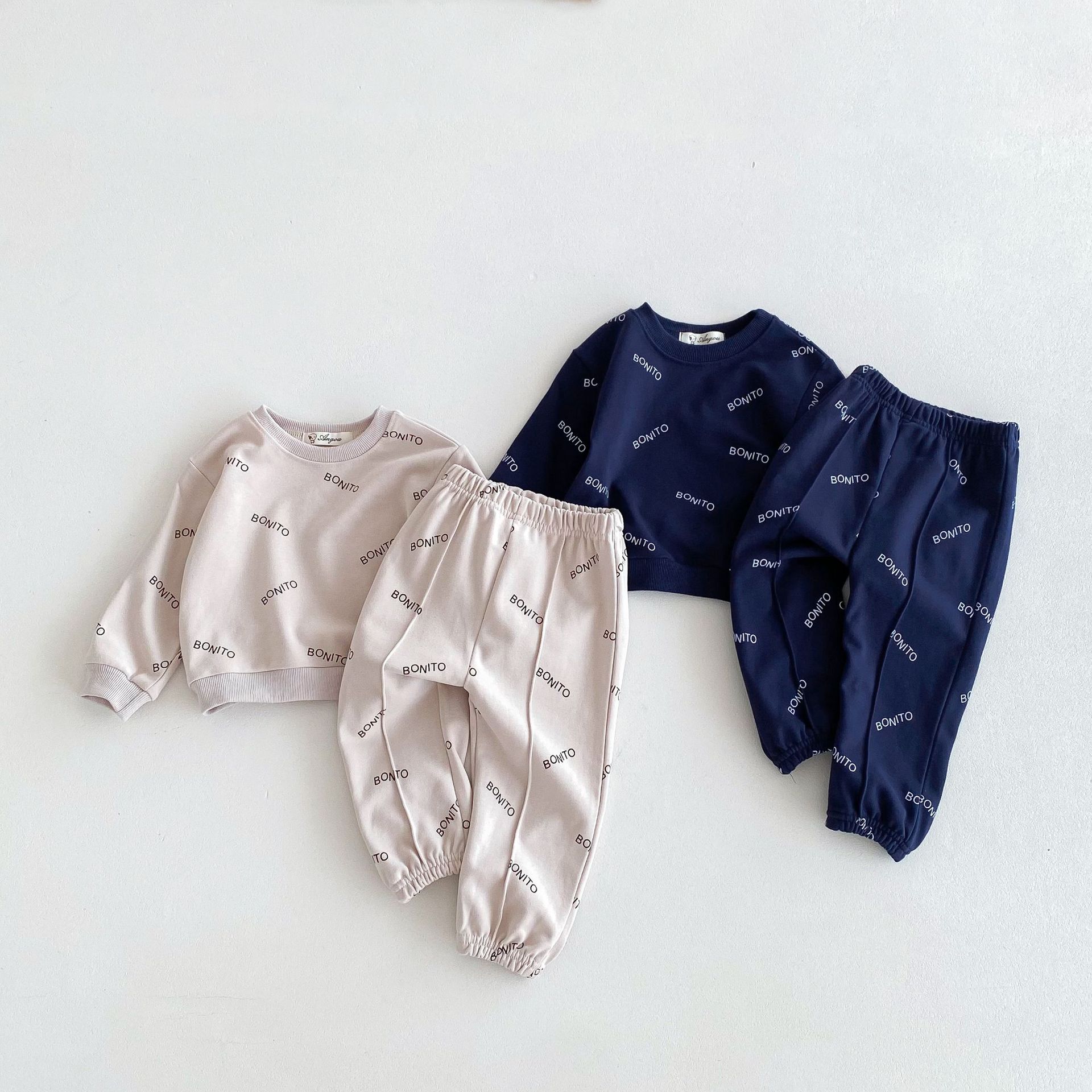 2024秋新品★子供服　セットアップ★80cm〜130cm 2色