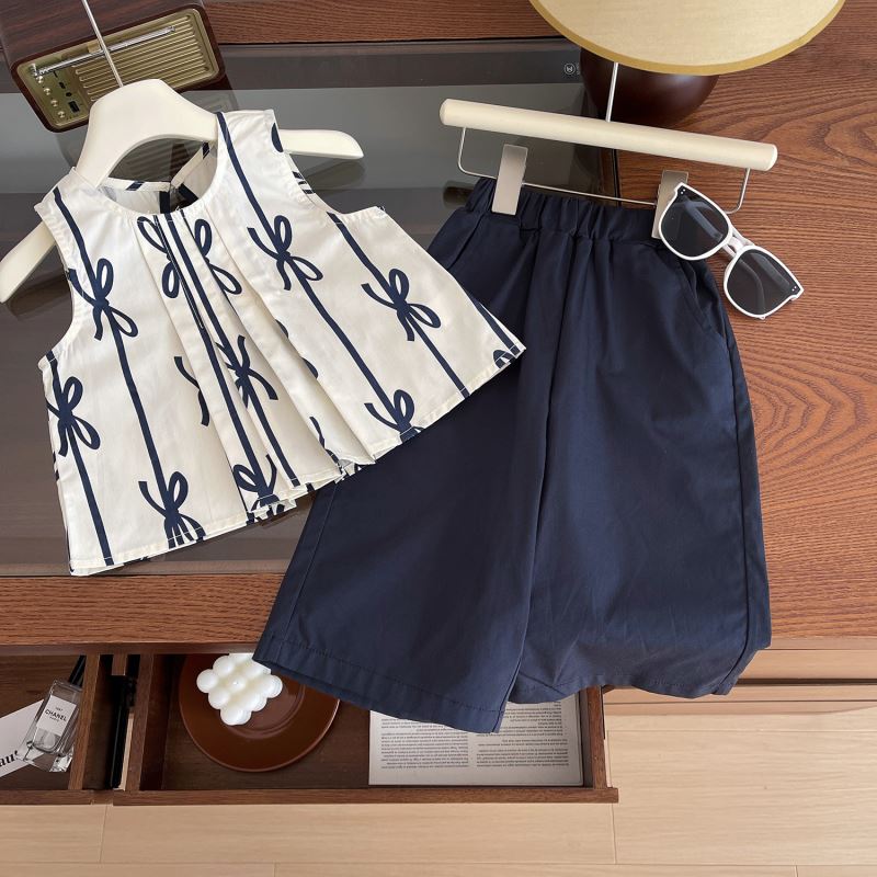 2024新品★子供服　トップス+ズボン　セットアップ★90cm〜140cm