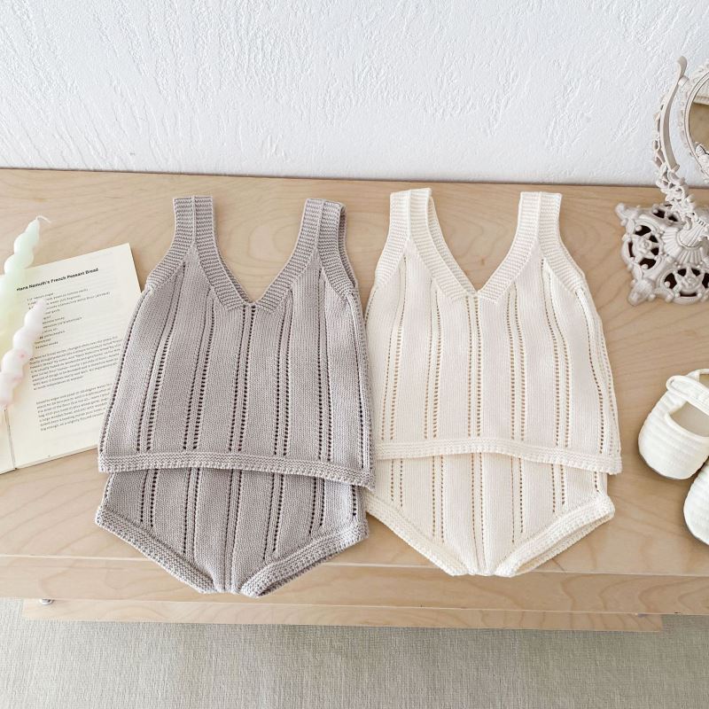 「2024」子供服★トップス+パンツ★セットアップ★韓国風子供服★ニット★2色66cm〜100cm