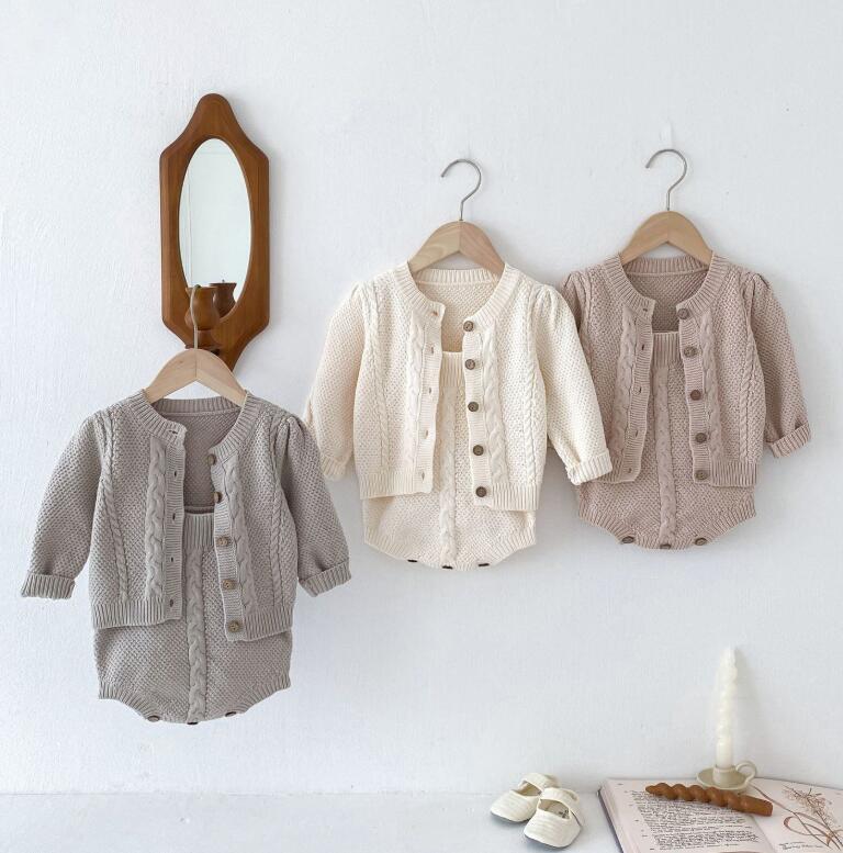 2024新品★子供服 　カーディガン&ロンパース★66cm〜100cm 3色