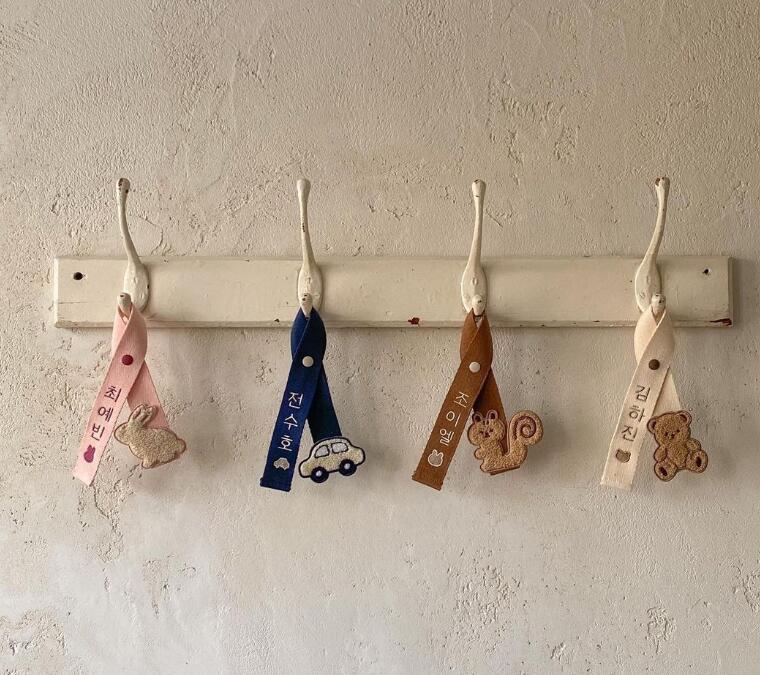 ★創意ストライブ★落とし防止チェーン★刺繍名前オーダー可能★