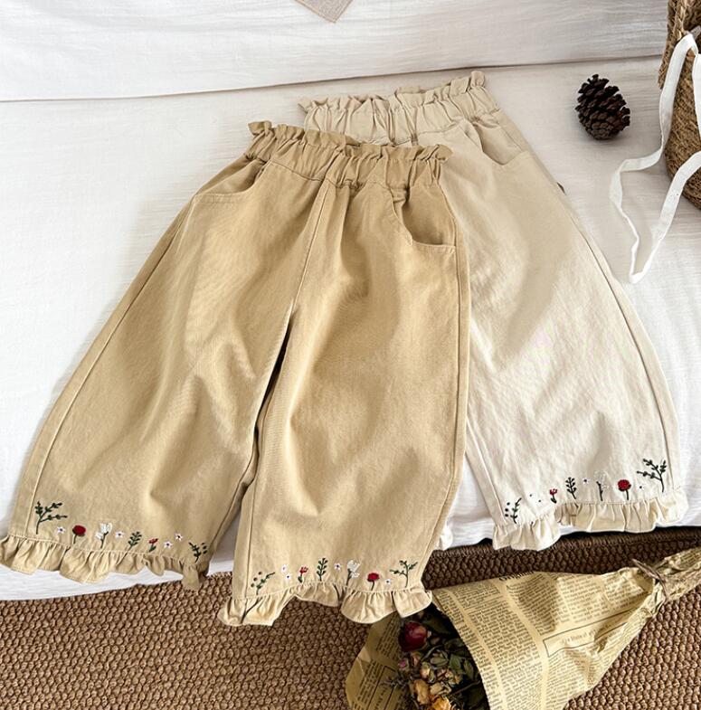 2024秋新入荷★子供服　刺繍ズボン★90cm〜140cm 2色