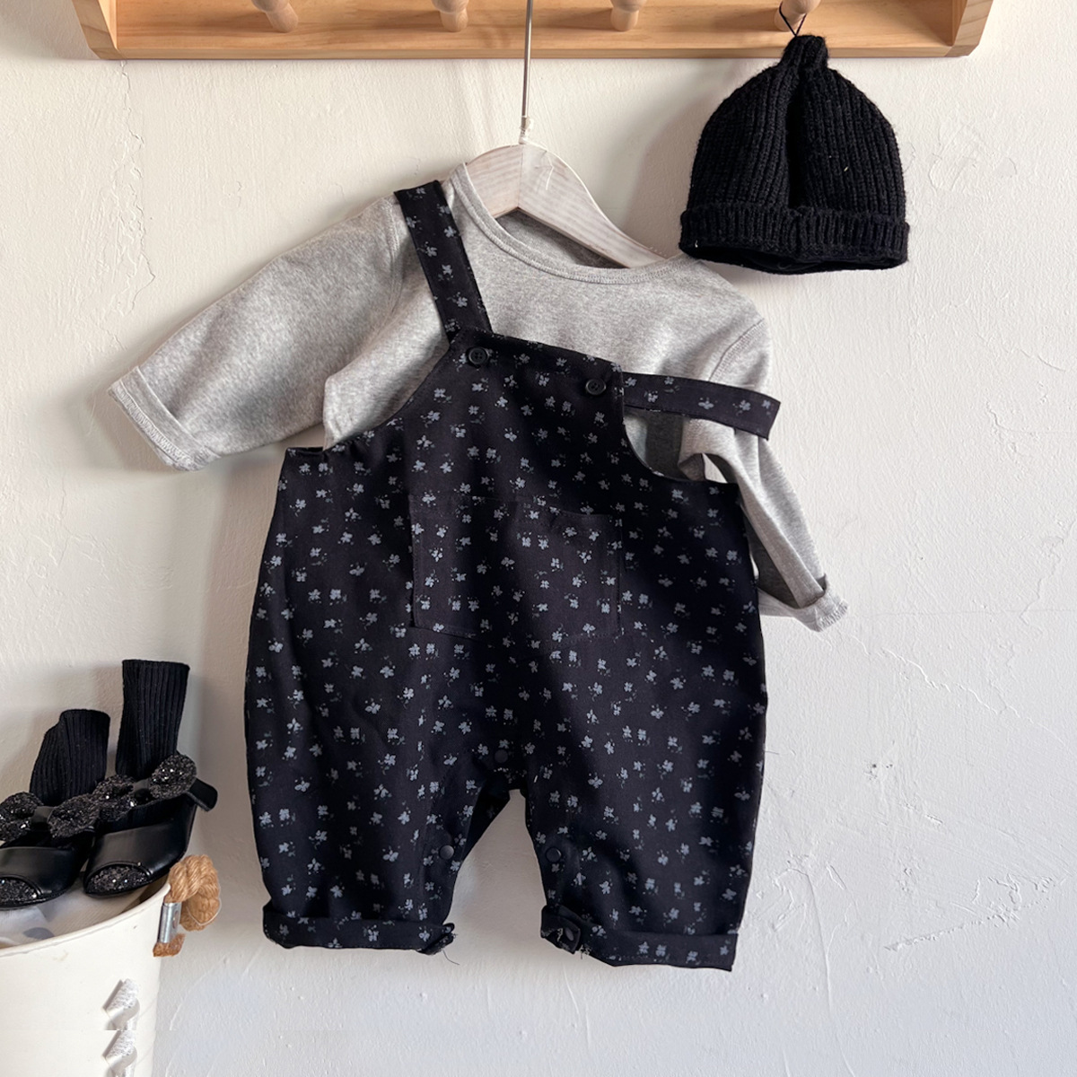 2024秋新作★子供服　トップス&サロペット★66cm〜90cm 2色