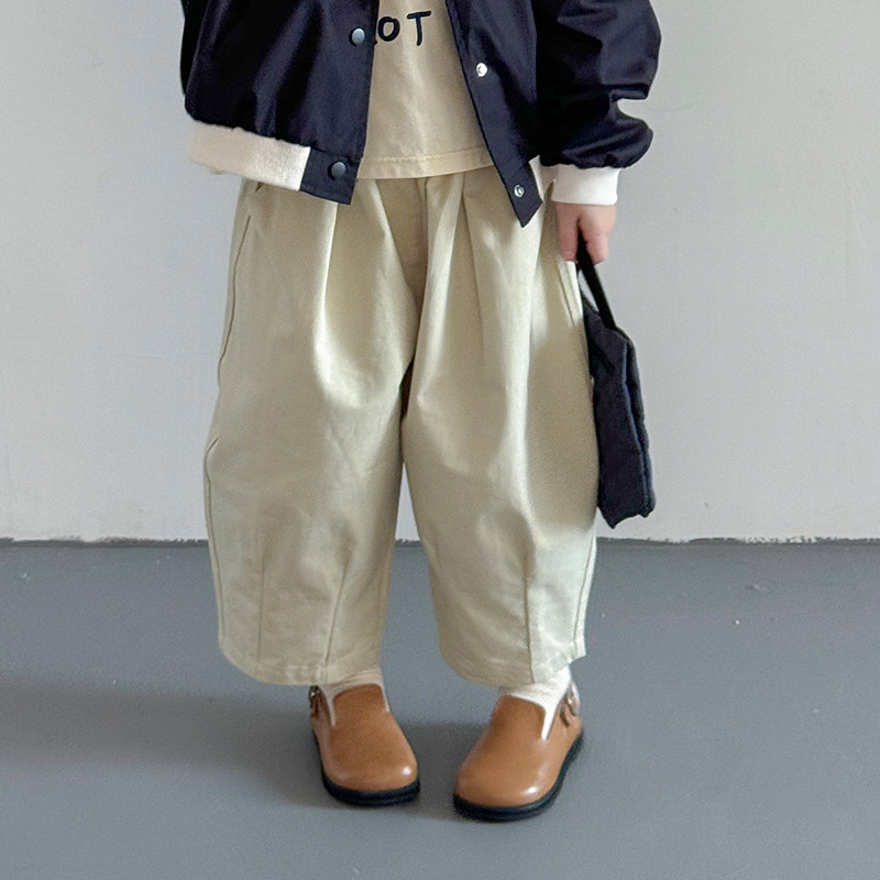 2024秋新入荷★子供服　ズボン★90cm〜150cm