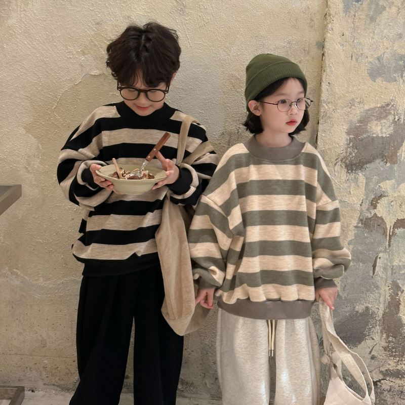 2024秋冬新品★子供服　トップス  裏起毛★90cm〜150cm 2色