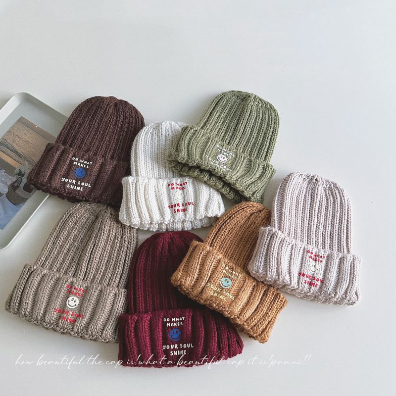 「2024」子供用★帽子★ニット帽子★耳カバー★キッズ★暖かい★7色