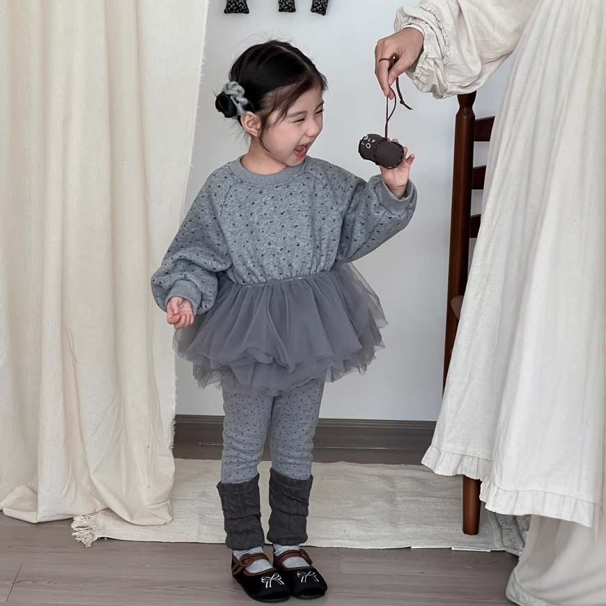 2024秋冬新品★子供服　トップス  裏起毛★90cm〜140cm